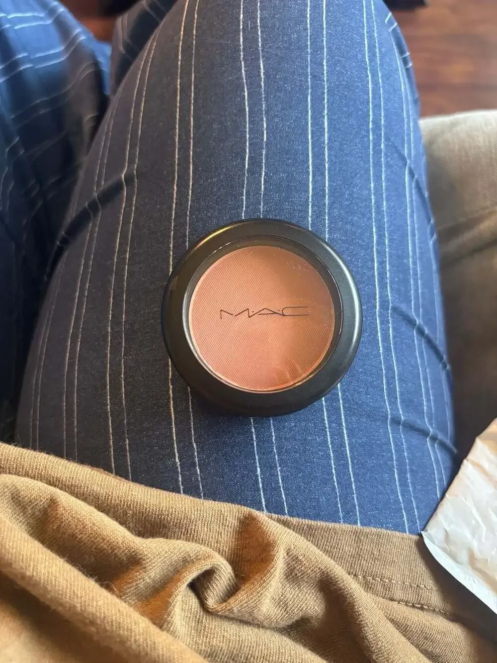 Discontinued MAC Cosmetics Powder Blush in Melba| Original Formula| Cult Favorit